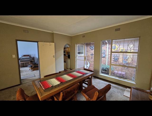4 BEDROOM FREEHOLD FOR SALE IN ALBEMARLE